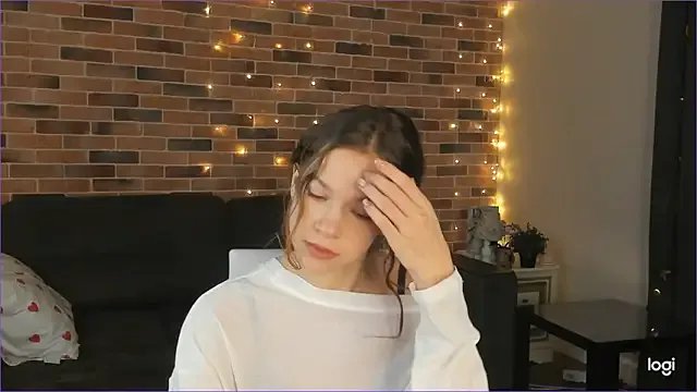 VelvetRisque on StripChat