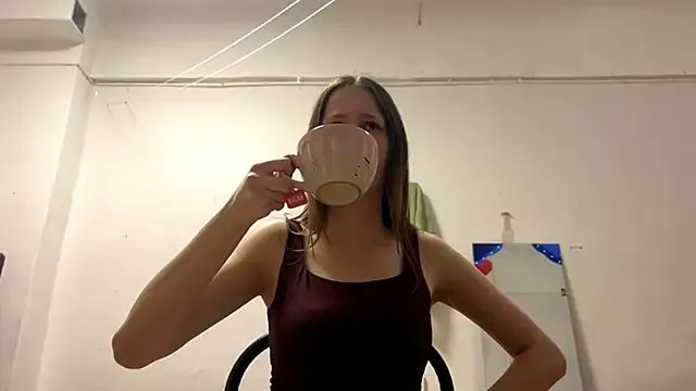 VickieKush — Sexy bite my finger to tease u