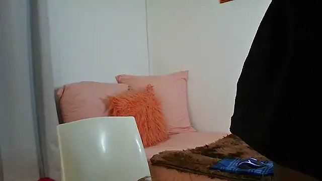 victora3 on StripChat