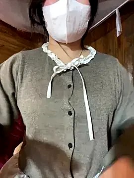 violet-00 on StripChat