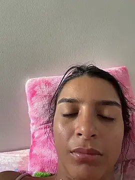 violeta365 on StripChat