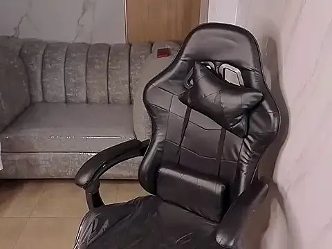 violeta_tf on StripChat