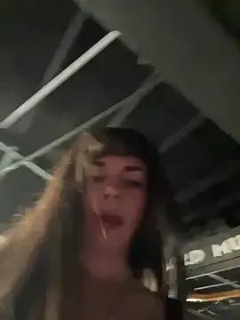 VioletaSubmissive on StripChat