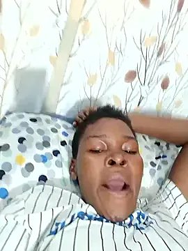 VirginPrincess06 on StripChat