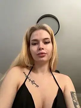 Vladamais — anal games with control last tips