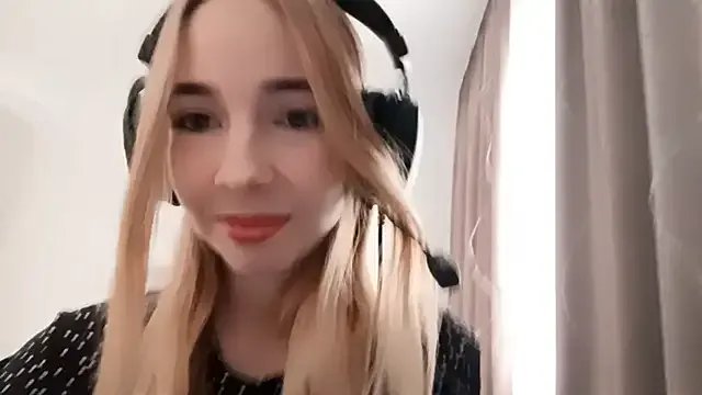 WackyNome — show my fingers