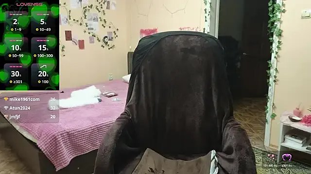 Wane_Witch — ASMR- Game with balls