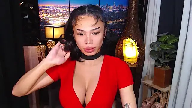 WILDROXIE on StripChat