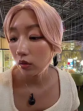 winter11 on StripChat