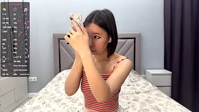 Wow_Akemi on StripChat