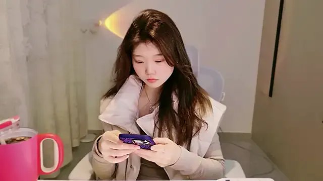 yang-yang-yang on StripChat