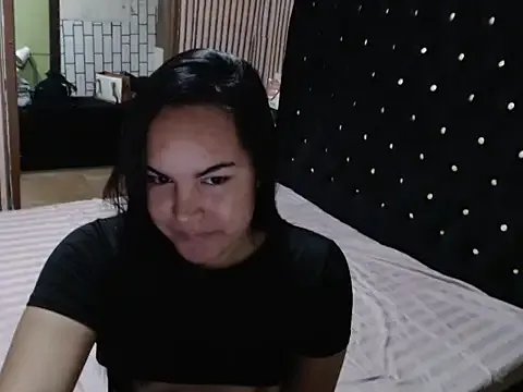 You_Got_Riri on StripChat