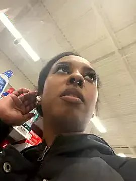 Your_Paris on StripChat