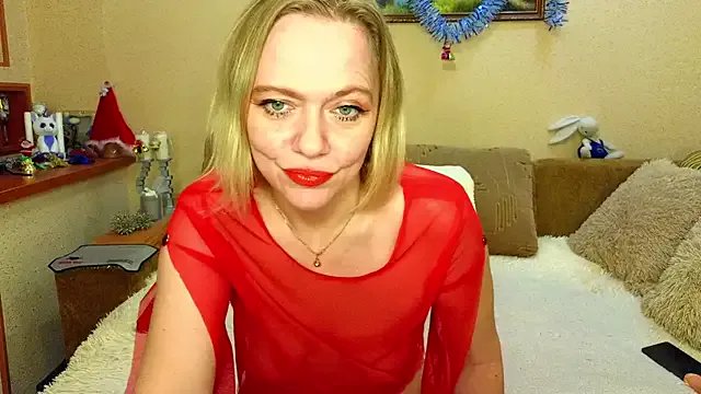 YourQueenX on StripChat