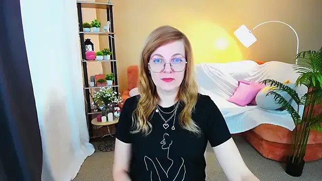 YourUniverser — Give me a valentine  