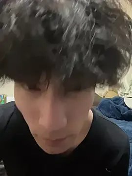 yuuu2580 — Freechat on StripChat