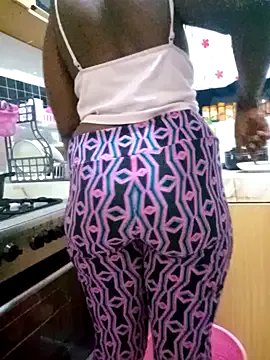 zainabsmile on StripChat