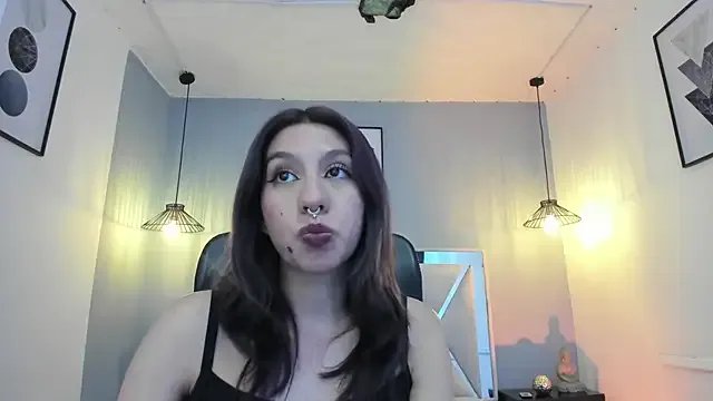 zoe-moreau —  Oil in tits + spanks tits