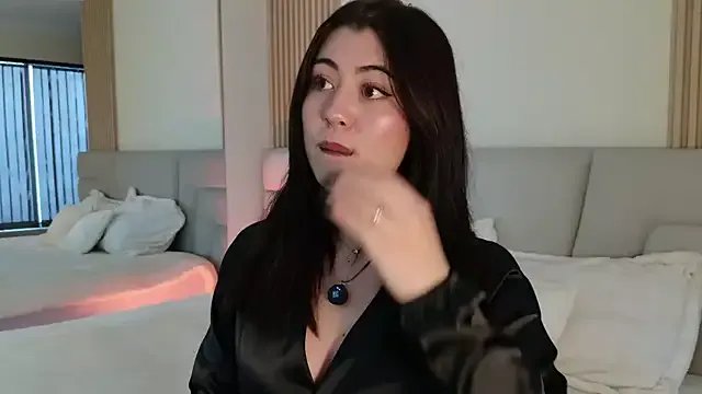 Zoe_Benson on StripChat